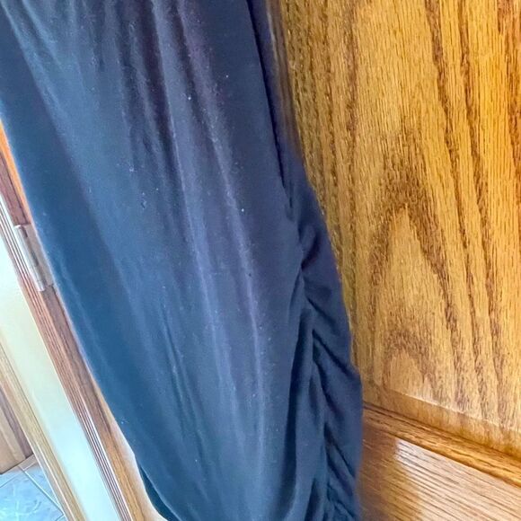 Maternity Large Sleeveless Tank Top - Picture 2 of 3